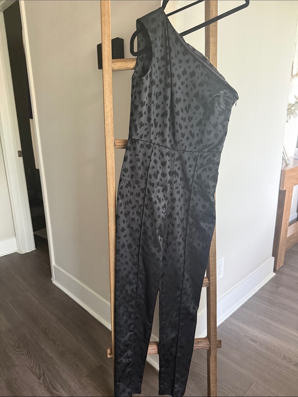 Veronica Beard Black One-Shoulder Jacquard Jumpsuit